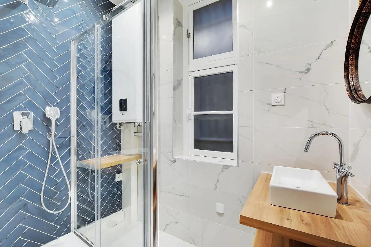 Pick A Flat's In Parc Monceau - Rue De Naples *